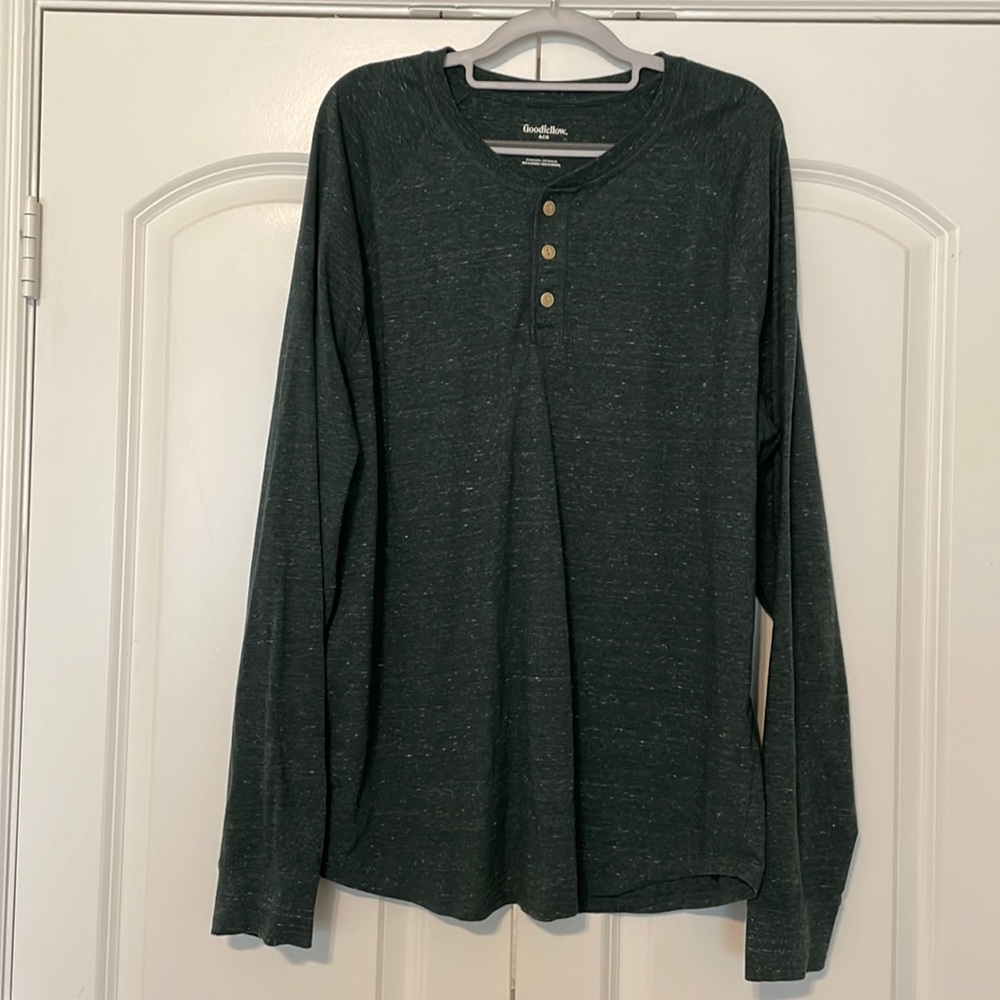 Men’s long sleeve Goodfellow